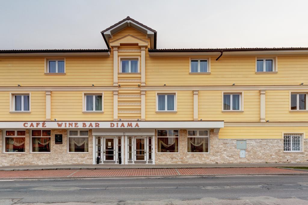 Boutique Hotel Diama Mratin Ngoại thất bức ảnh