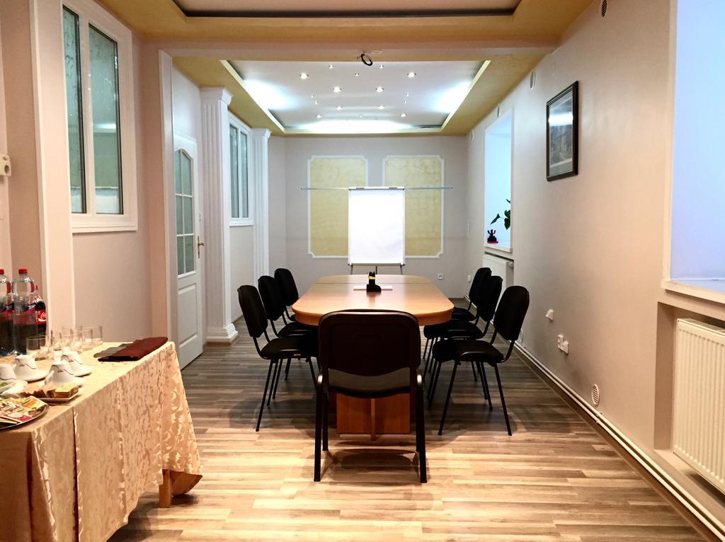 Boutique Hotel Diama Mratin Ngoại thất bức ảnh