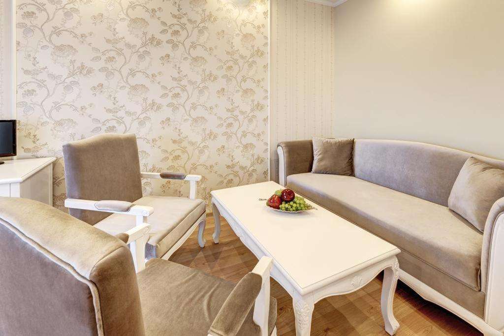 Boutique Hotel Diama Mratin Ngoại thất bức ảnh